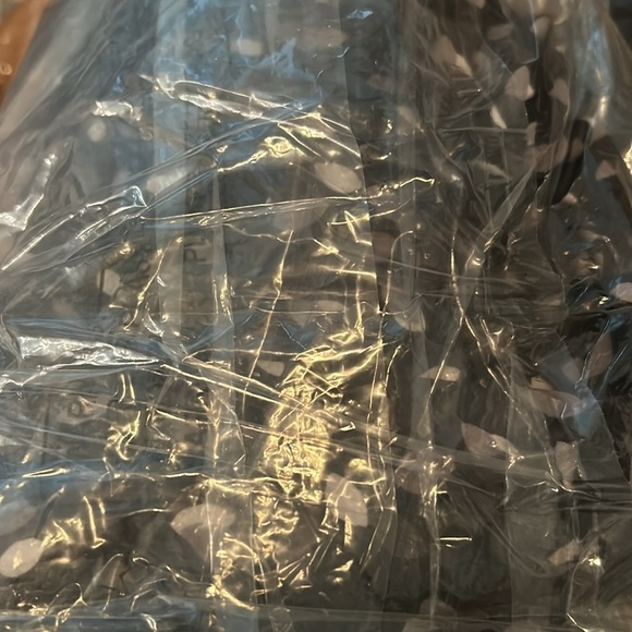 NEW Susan Graver Black/Grey Petite Printed Liquid Knit Pull-on Culotte Pants 1X - Picture 6 of 6